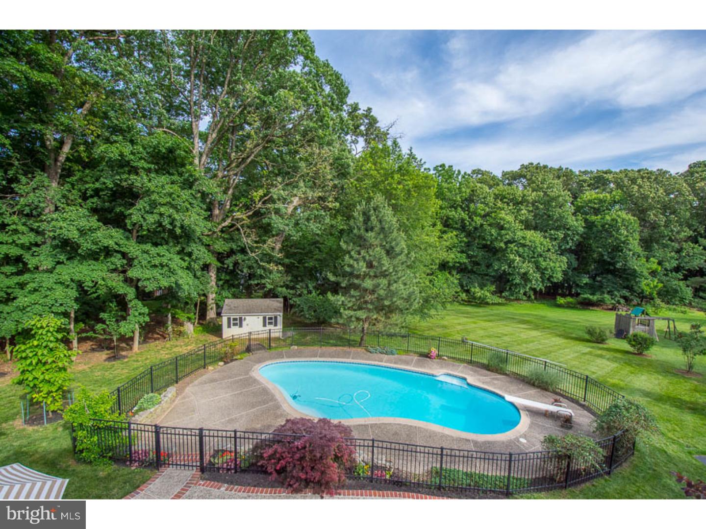 912 Weadley Road Wayne, PA 19087 - Photo 25 of 25 Pool
