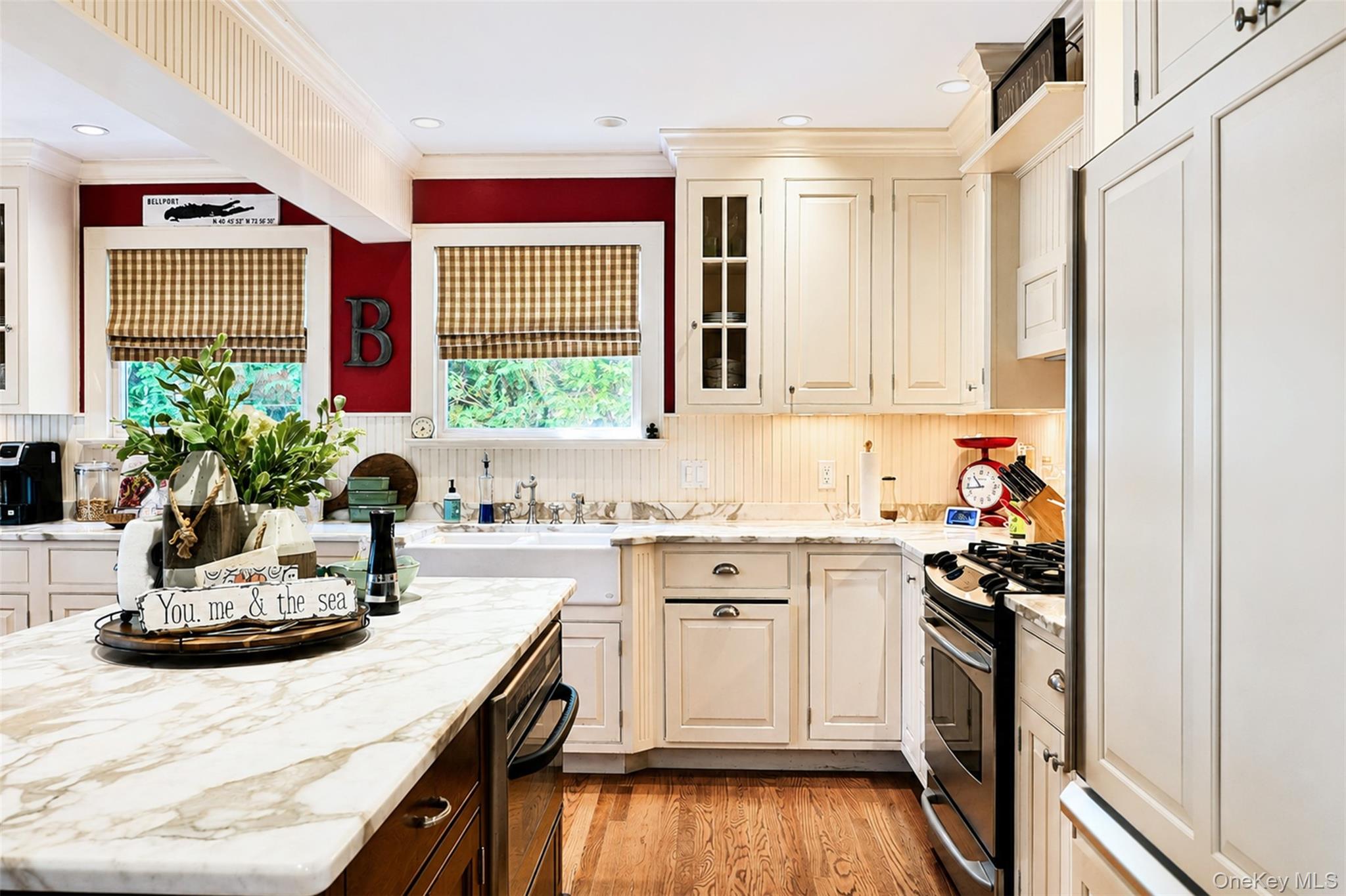 7 Country Club Road Bellport, NY 11713 - Photo 9 of 45