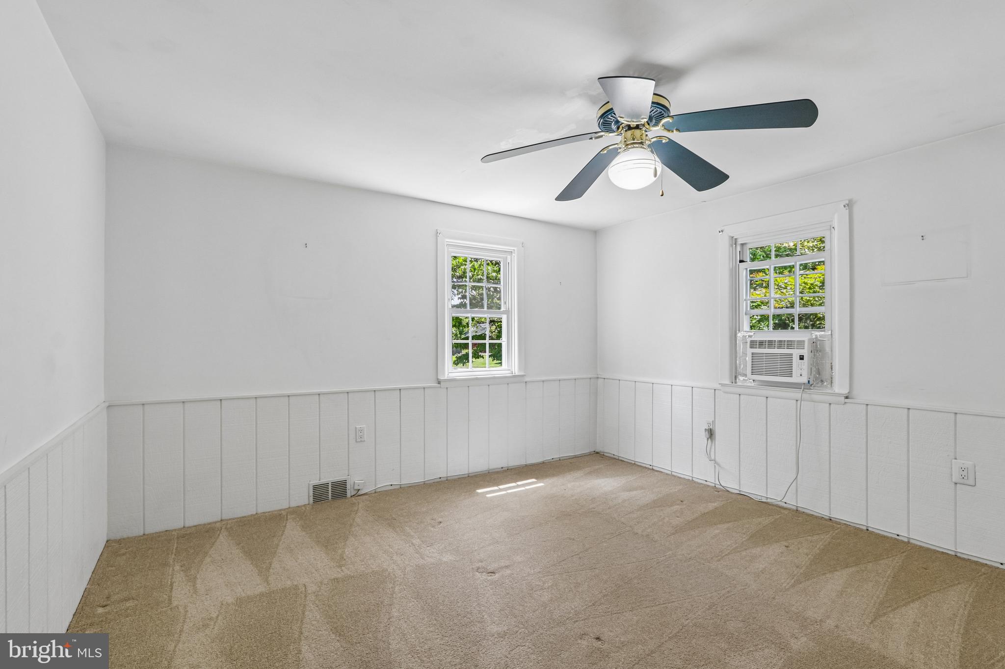 647 Pinney Road Huntingdon Valley, PA 19006 - Photo 25 of 41 Bedroom 1