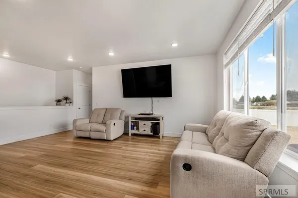 $525,000 | 2475 East Pinnacle Drive, Idaho Falls, ID 83401