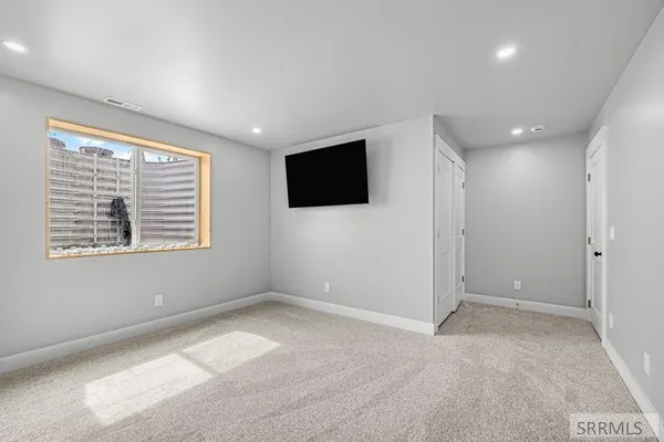 $525,000 | 2475 East Pinnacle Drive, Idaho Falls, ID 83401