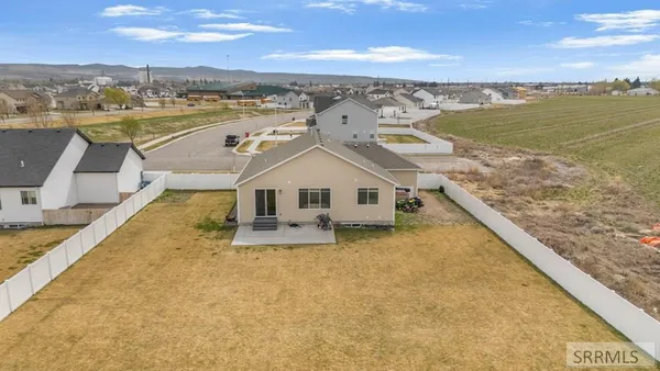 $525,000 | 2475 East Pinnacle Drive, Idaho Falls, ID 83401