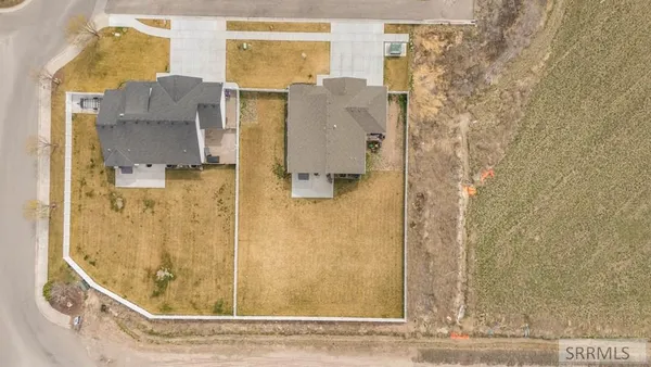 $525,000 | 2475 East Pinnacle Drive, Idaho Falls, ID 83401