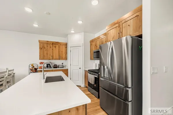 $525,000 | 2475 East Pinnacle Drive, Idaho Falls, ID 83401