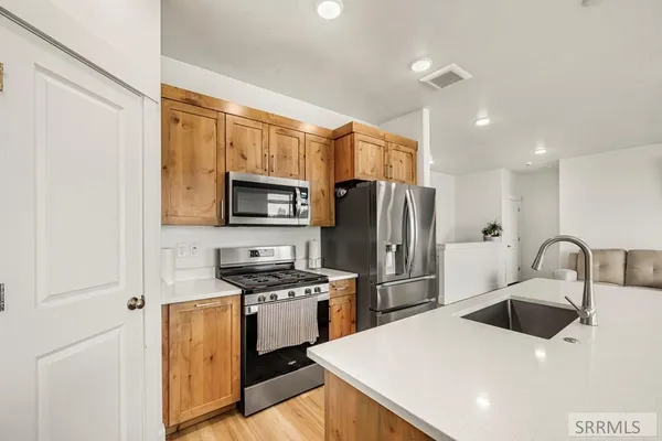 $525,000 | 2475 East Pinnacle Drive, Idaho Falls, ID 83401