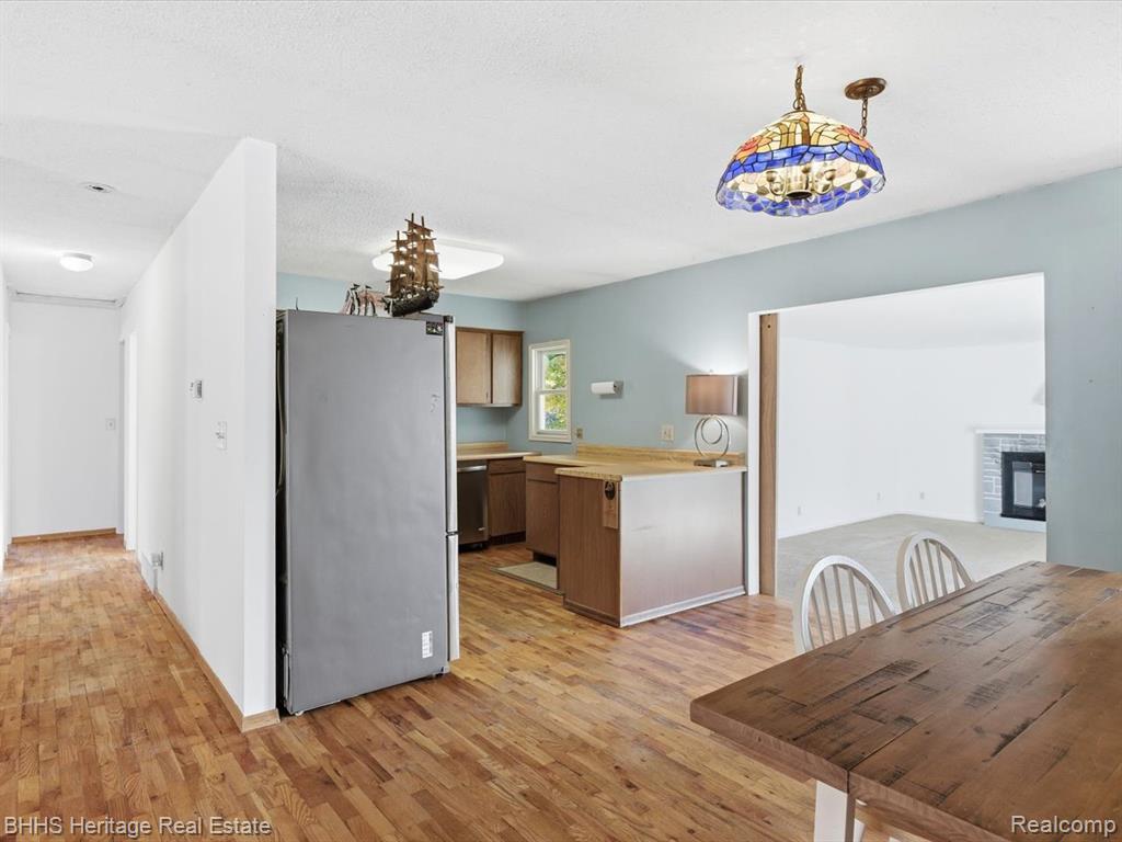 12215 Linden Road Linden, MI 48451 - Photo 7 of 31