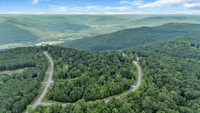 $175,000 | 205 Whiskey Way, Unit JF375, Jasper, TN 37347