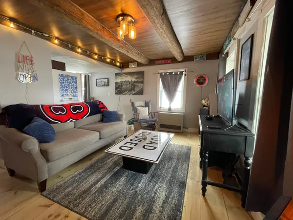 $1,425 | 173 Main Street, Unit 2, Belmont, NH 03220