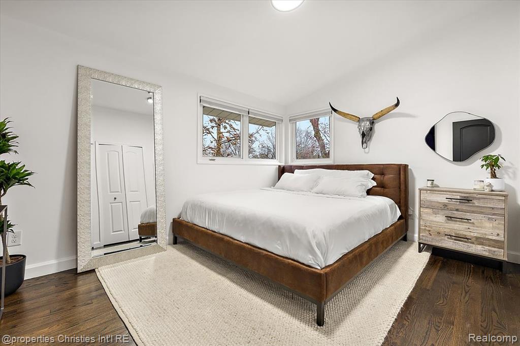 2011 Nakota Road Royal Oak, MI 48073 - Photo 12 of 27 Gallery Image 12