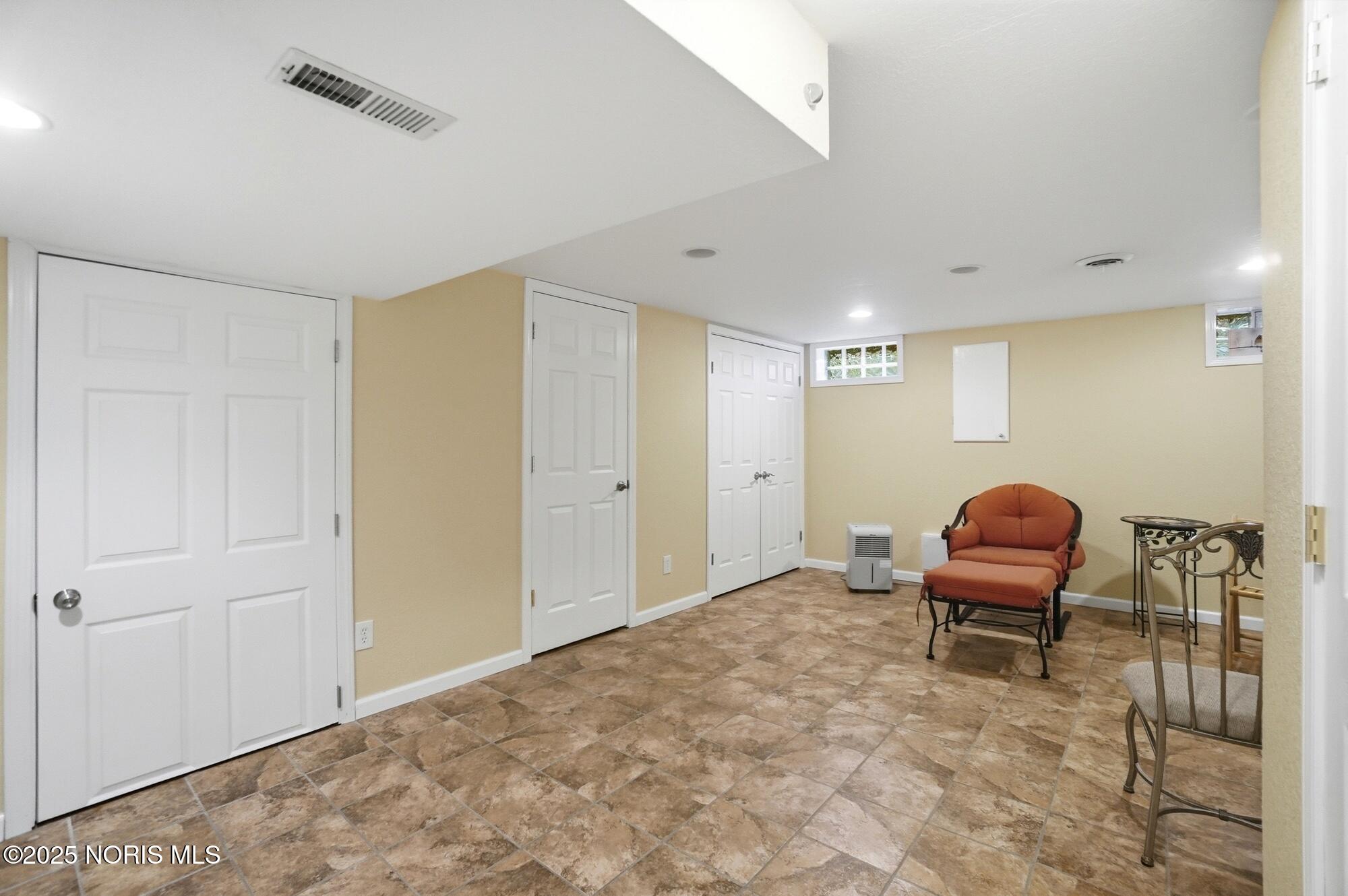 898 Mill Road Perrysburg, OH 43551 - Photo 34 of 47 244