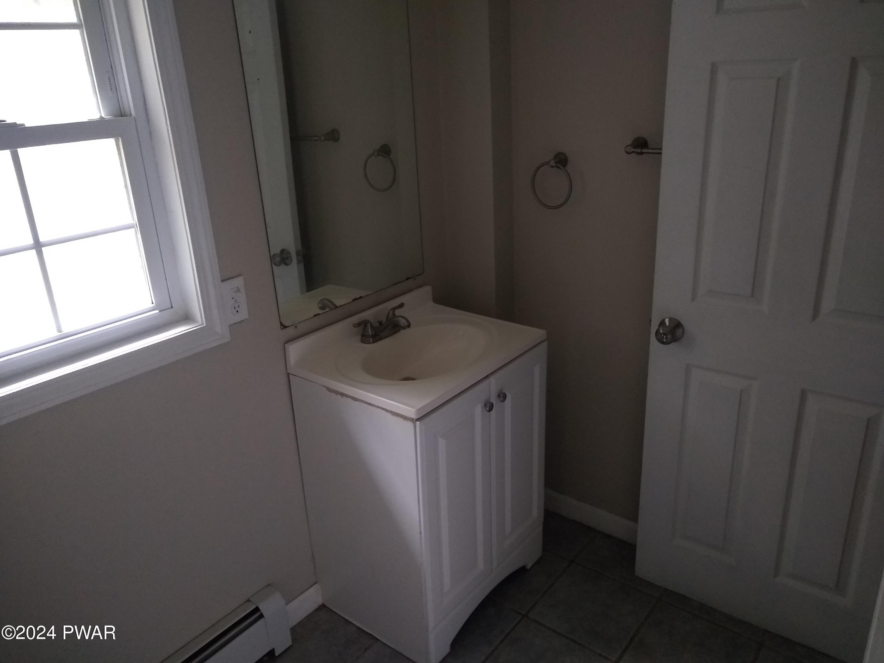 328 Twin Lakes Road Shohola, PA 18458 - Photo 19 of 37