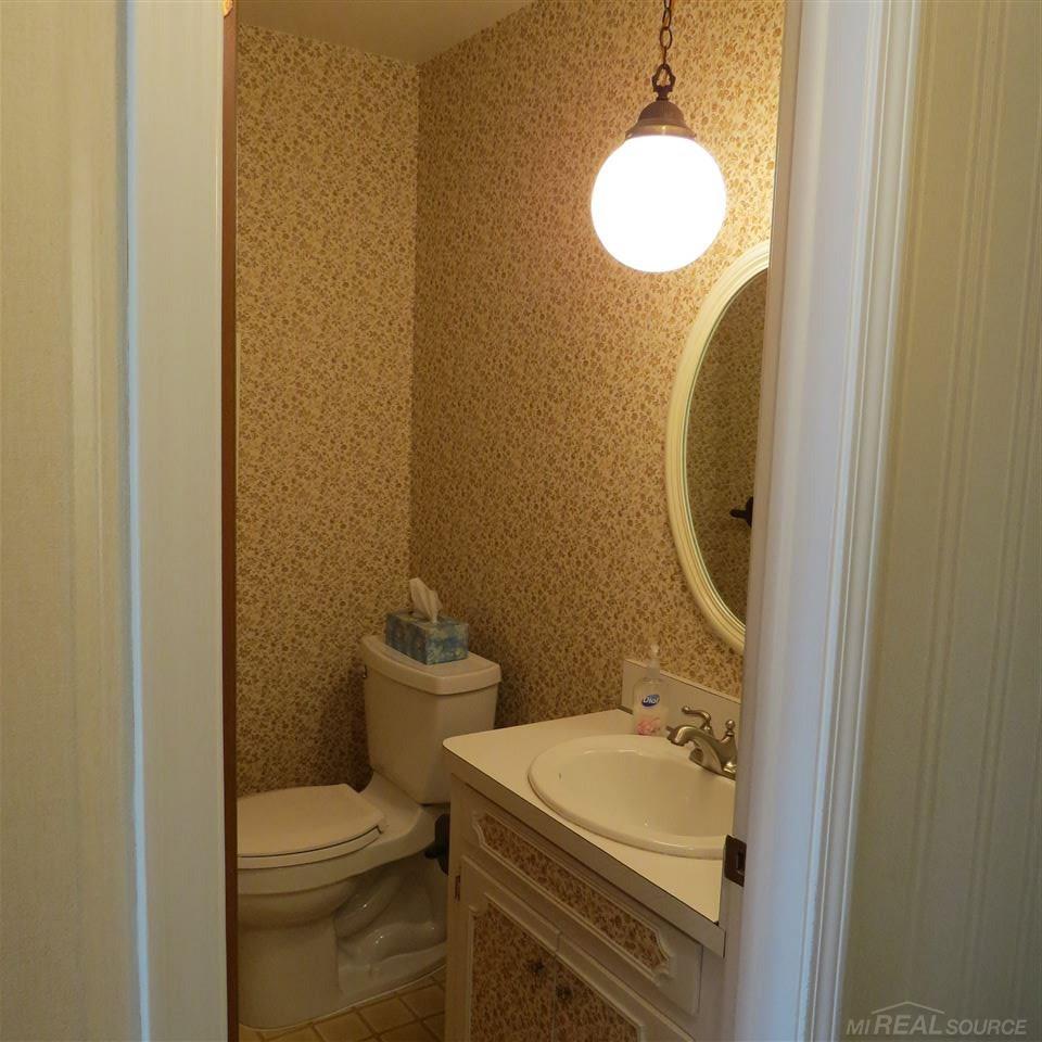 672 Rutgers Road Rochester Hills, MI 48309 - Photo 35 of 53