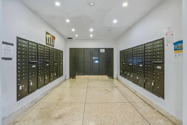 $879,000 | 142-20 Franklin Avenue, Unit 2G | Flushing