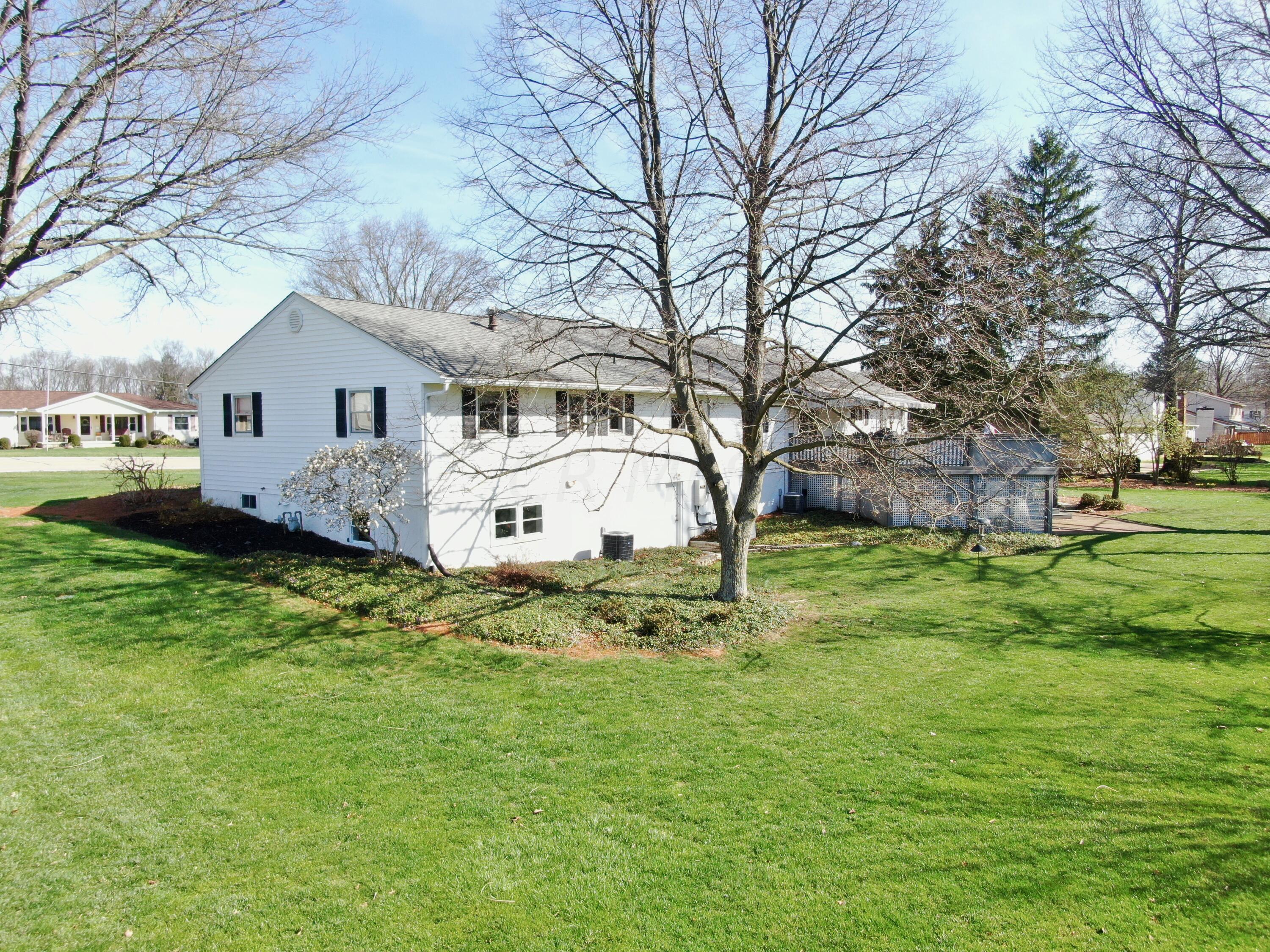 1404 Wheeling Road Lancaster, OH 43130 - Photo 41 of 43 1404 Wheeling Rd NE - 7