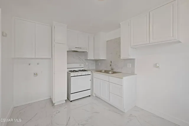 $2,600 | 1725 West Court Street, Los Angeles, CA 90026