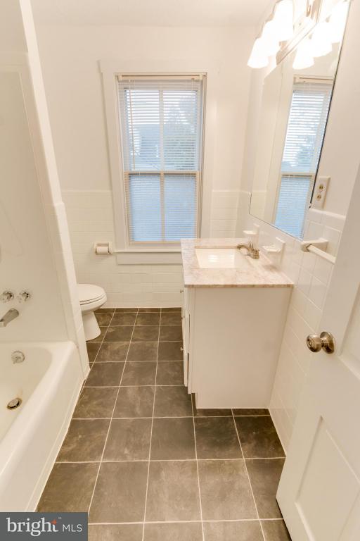 354 East Main Street Lititz, PA 17543 - Photo 13 of 25 Gallery Image 13
