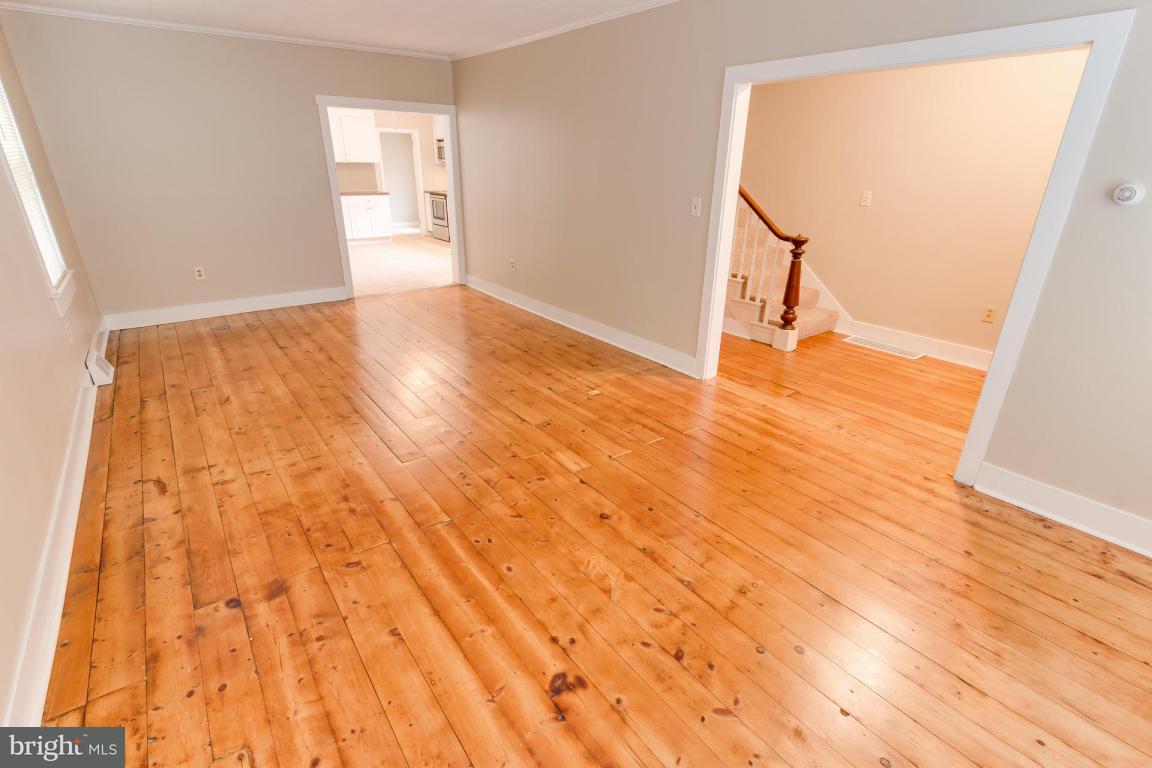 354 East Main Street Lititz, PA 17543 - Photo 3 of 25 Gallery Image 3