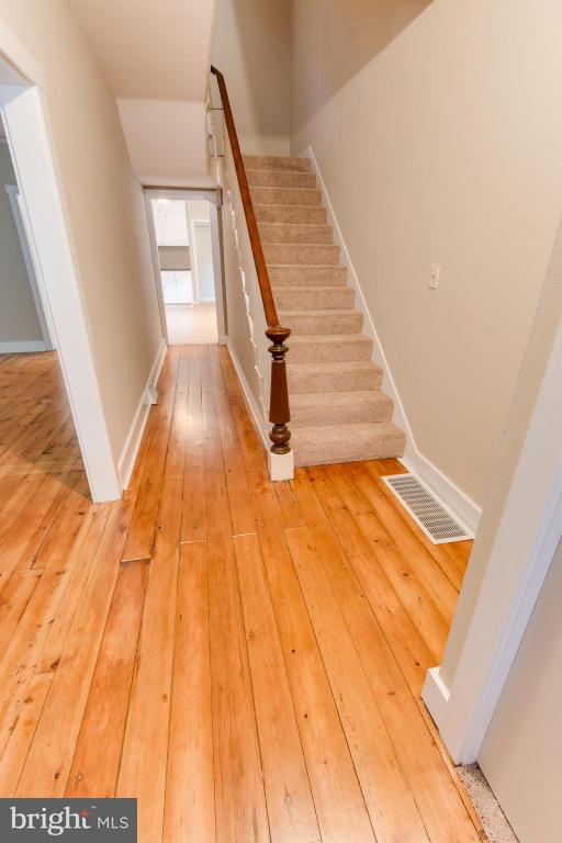 354 East Main Street Lititz, PA 17543 - Photo 7 of 25 Gallery Image 7