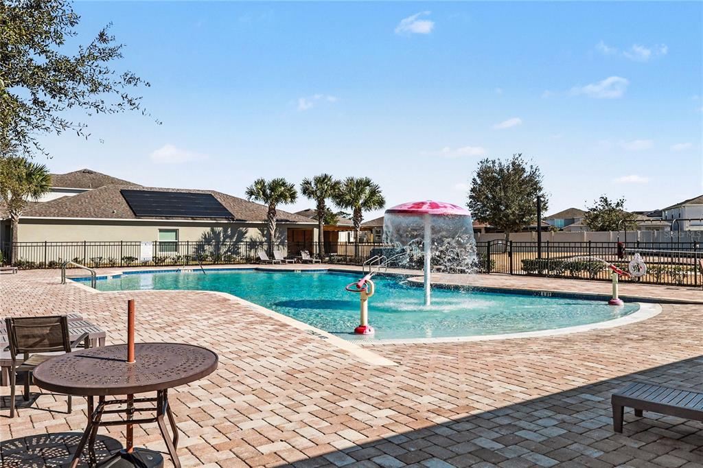 257 Hamlet Loop Davenport, FL 33837 - Photo 10 of 14