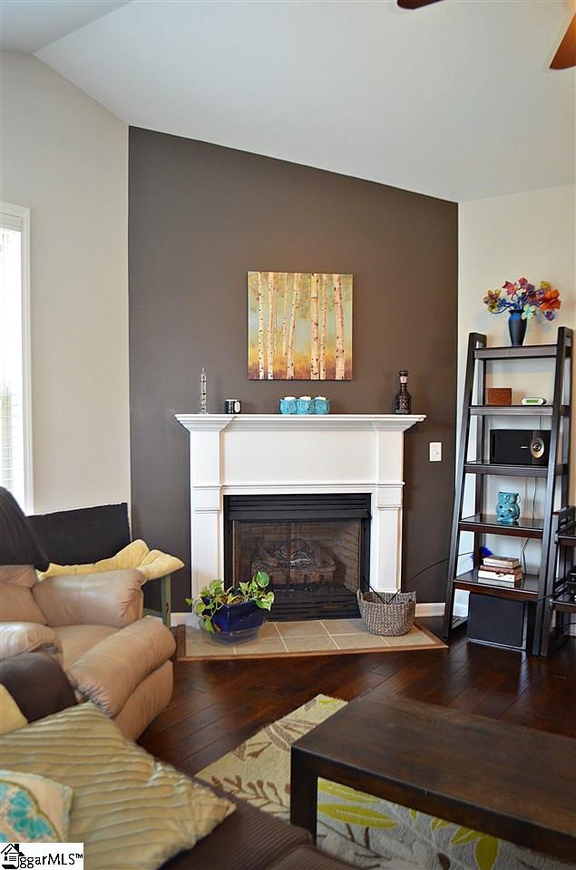 326 Stallion Road Greenville, SC 29617 - Photo 12 of 36 Gallery Image 12