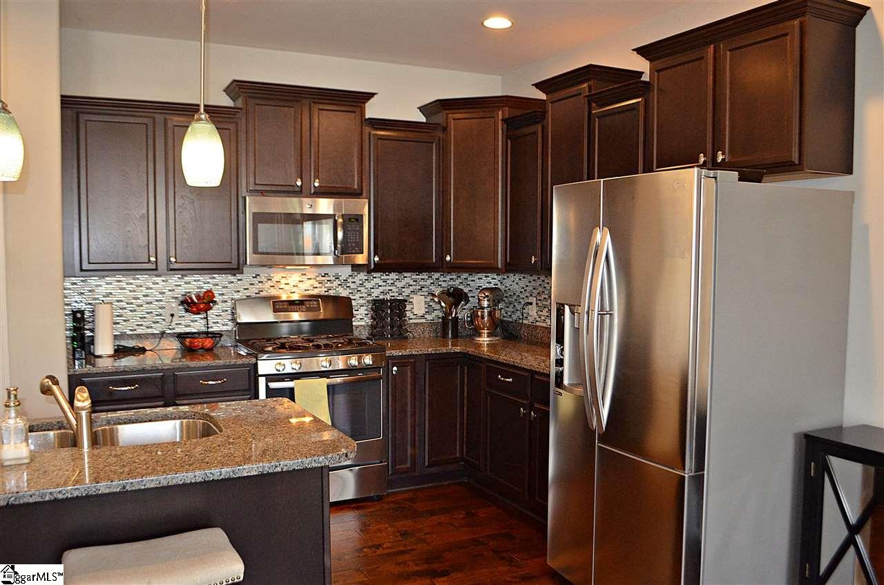 326 Stallion Road Greenville, SC 29617 - Photo 15 of 36 Gallery Image 15