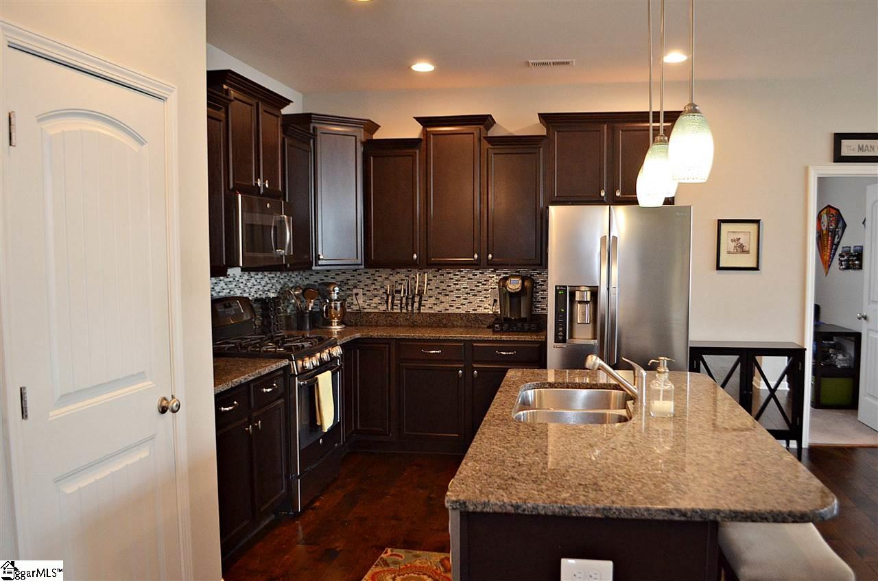 326 Stallion Road Greenville, SC 29617 - Photo 16 of 36 Gallery Image 16