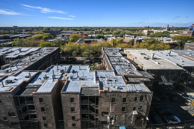 a picture of city view