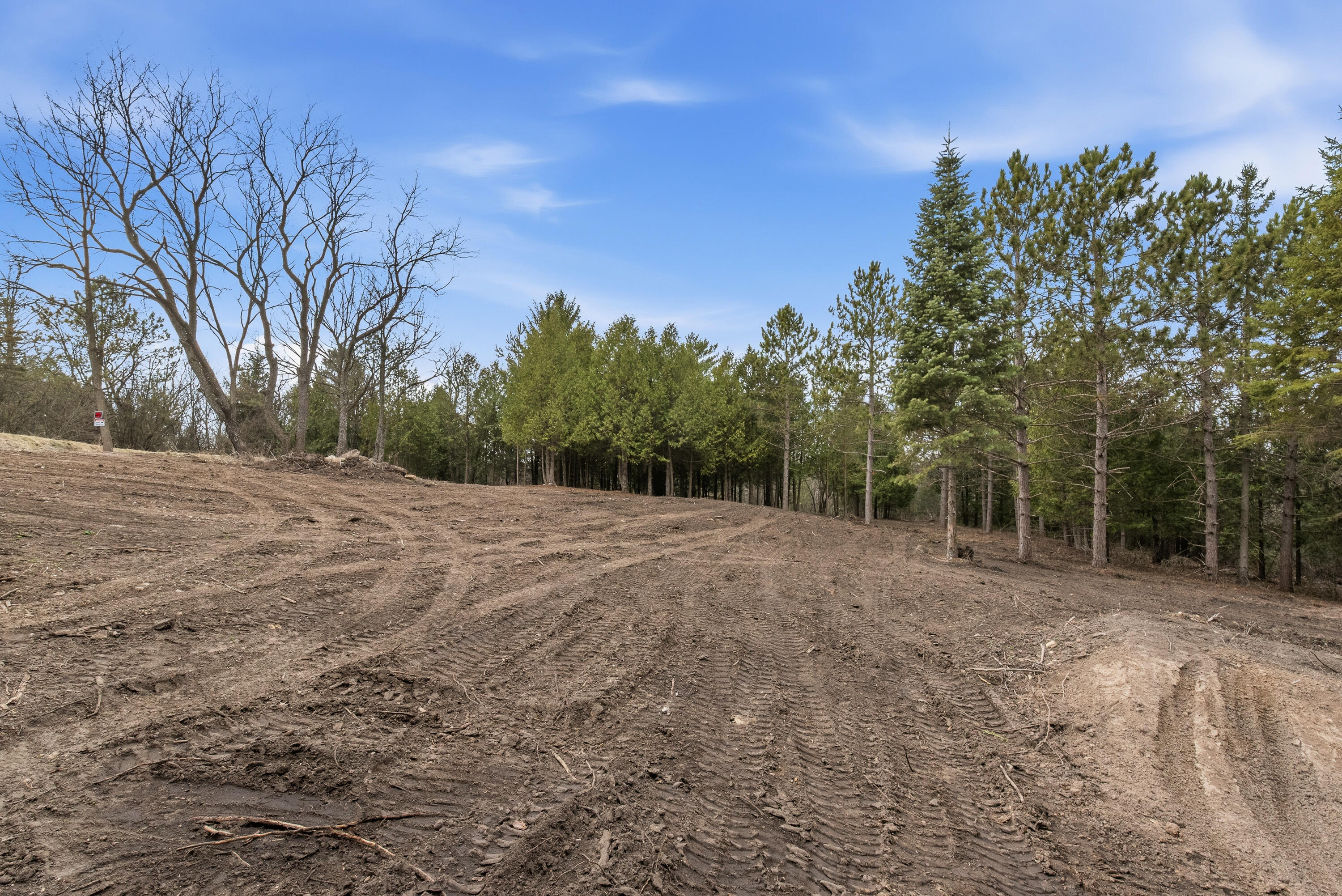 N62-w28522 Rybeck Road Merton, WI 53029 - Photo 6 of 18 lot is ideal for exposed lower level