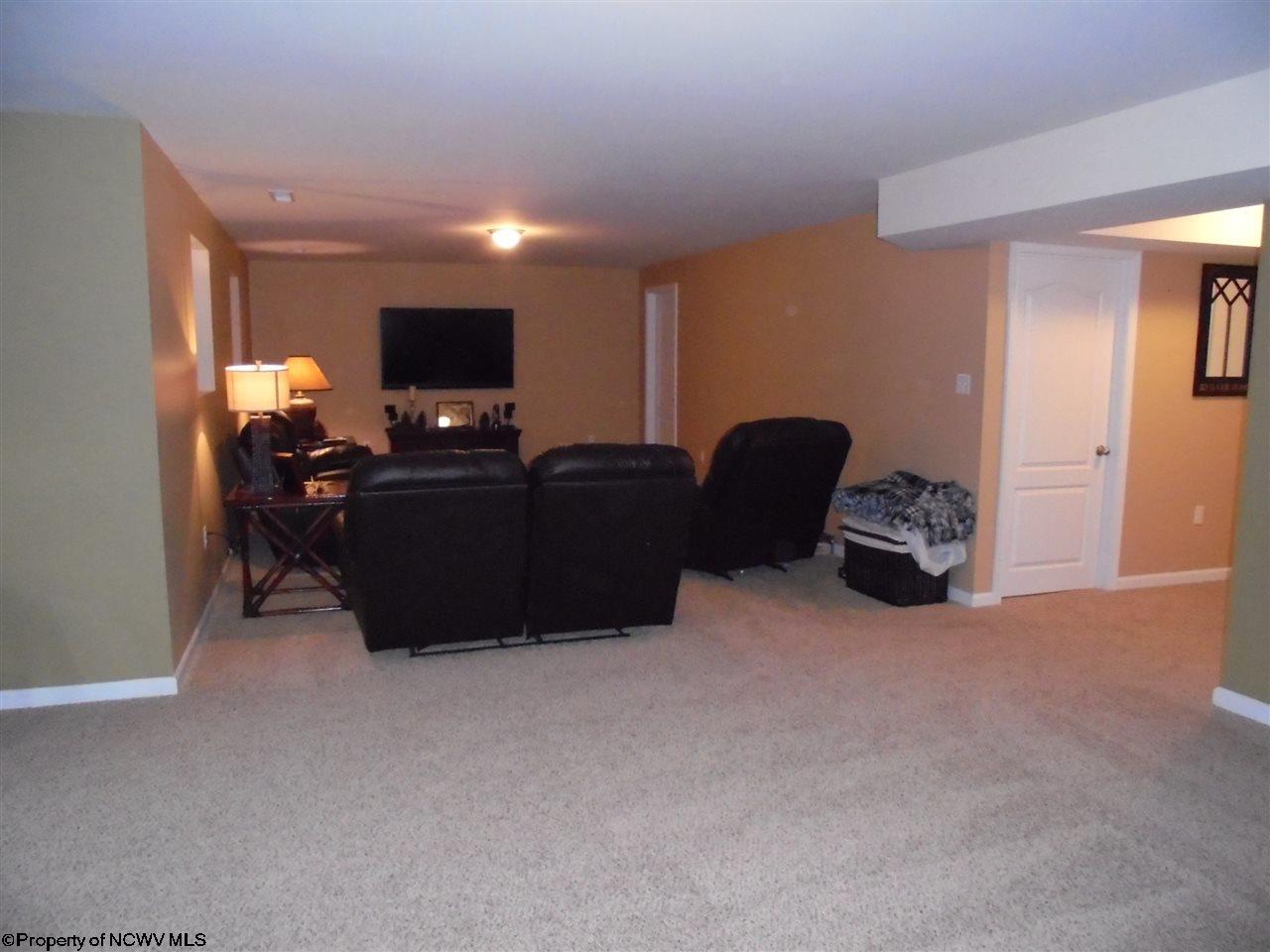 23 Ridgeview Lane Morgantown, WV 26508 - Photo 11 of 17 Gallery Image 11