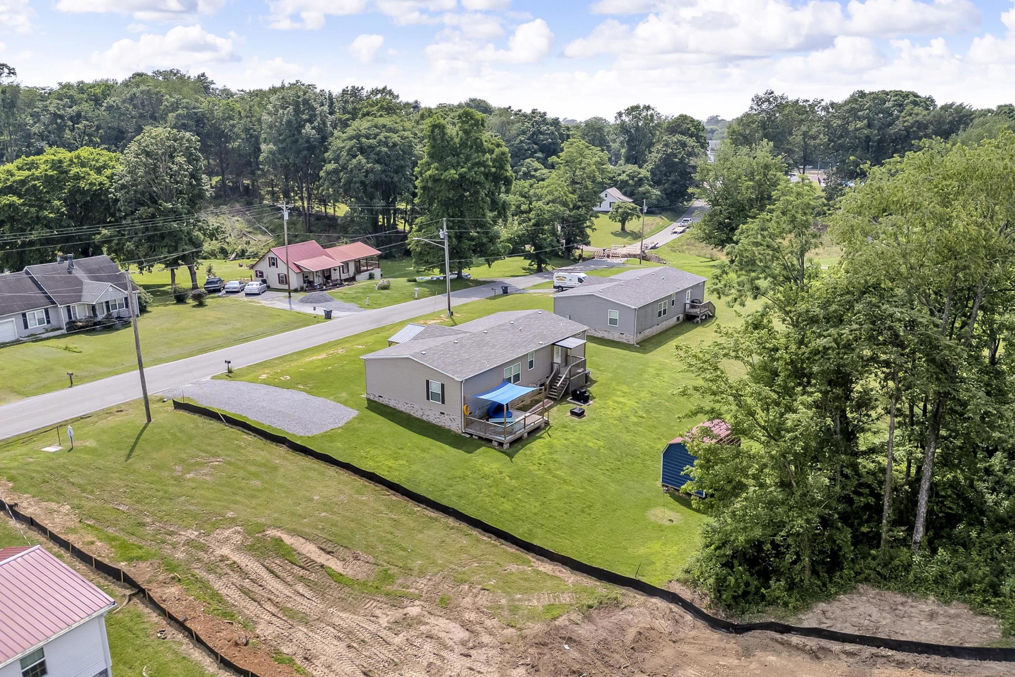 599 Days Road Lafayette, TN 37083 - Photo 29 of 32 an aerial view of a house