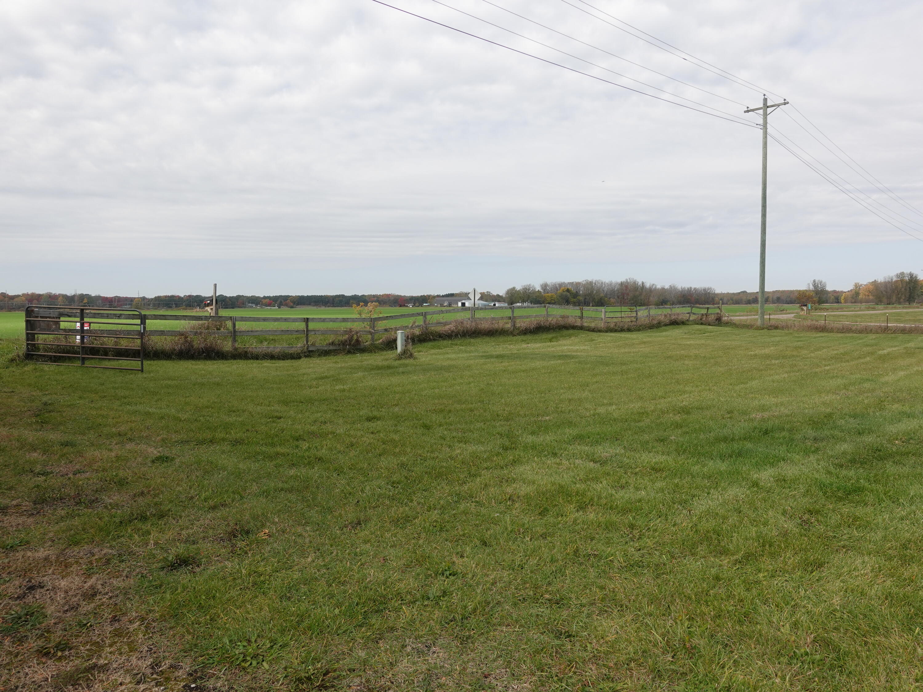 3758 Ensley Road Ravenna, MI 49451 - Photo 10 of 48 DSC09002