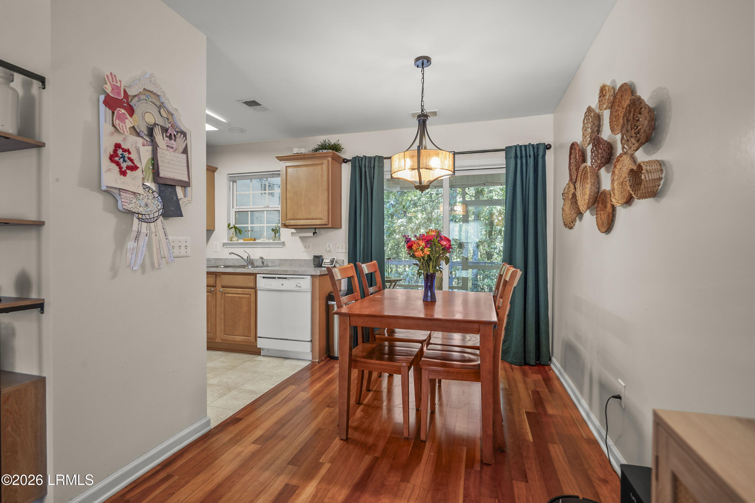 115 Bella Way Beaufort, SC 29906 - Photo 8 of 25 DSC07630-58.JPG-FULL