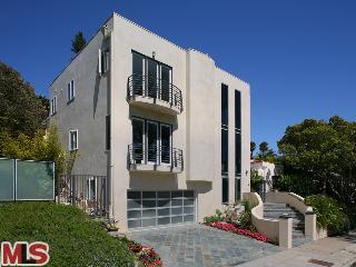 438 Sycamore Road Santa Monica, CA 90402 - Photo 1 of 1