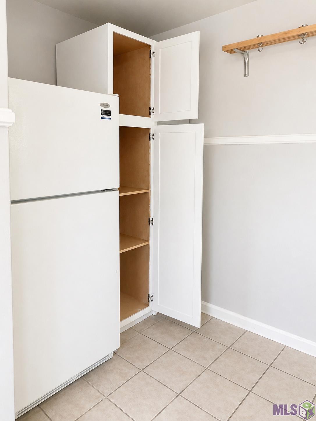823-825 Rittiner Drive Baton Rouge, LA 70806 - Photo 11 of 14 Upstairs Unit