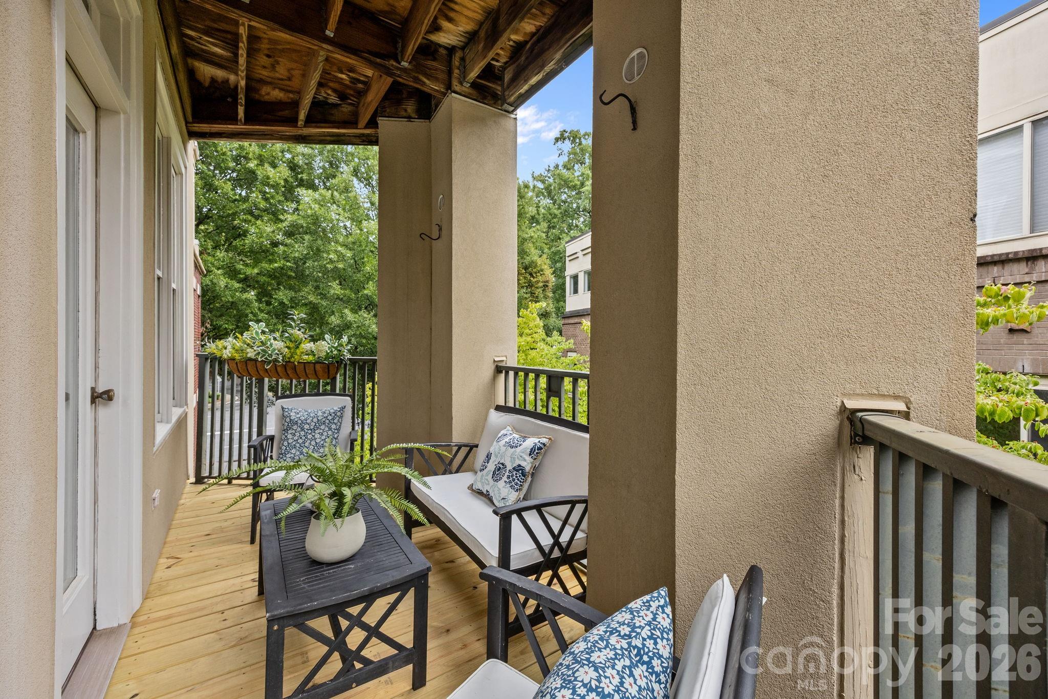 416 Queens Road, Unit 19 Charlotte, NC 28207 - Photo 9 of 23 Gallery Image 9