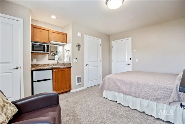 $1,100,000 | 1221 21st Street, Heyburn, ID 83336