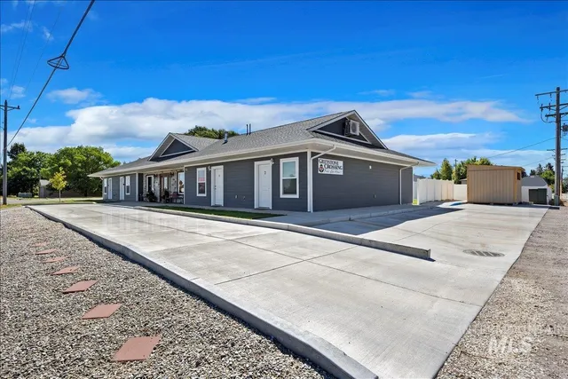 $1,100,000 | 1221 21st Street, Heyburn, ID 83336