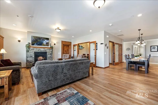 $1,100,000 | 1221 21st Street, Heyburn, ID 83336