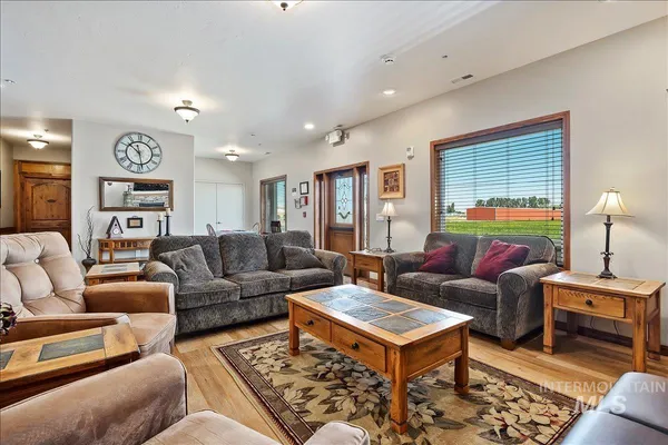 $1,100,000 | 1221 21st Street, Heyburn, ID 83336