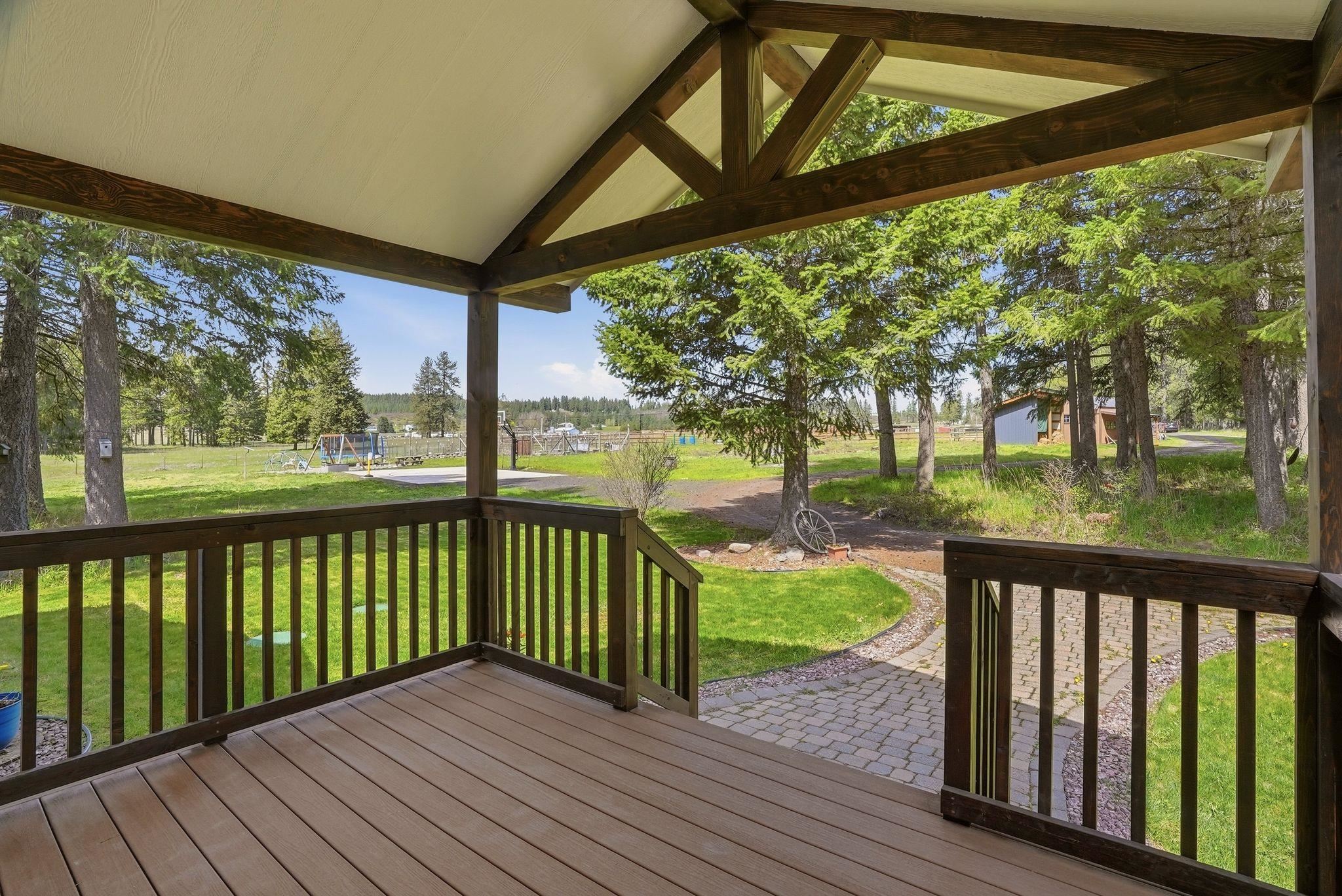 10420 East Dunn Road Chattaroy, WA 99003 - Photo 5 of 50 Gallery Image 5