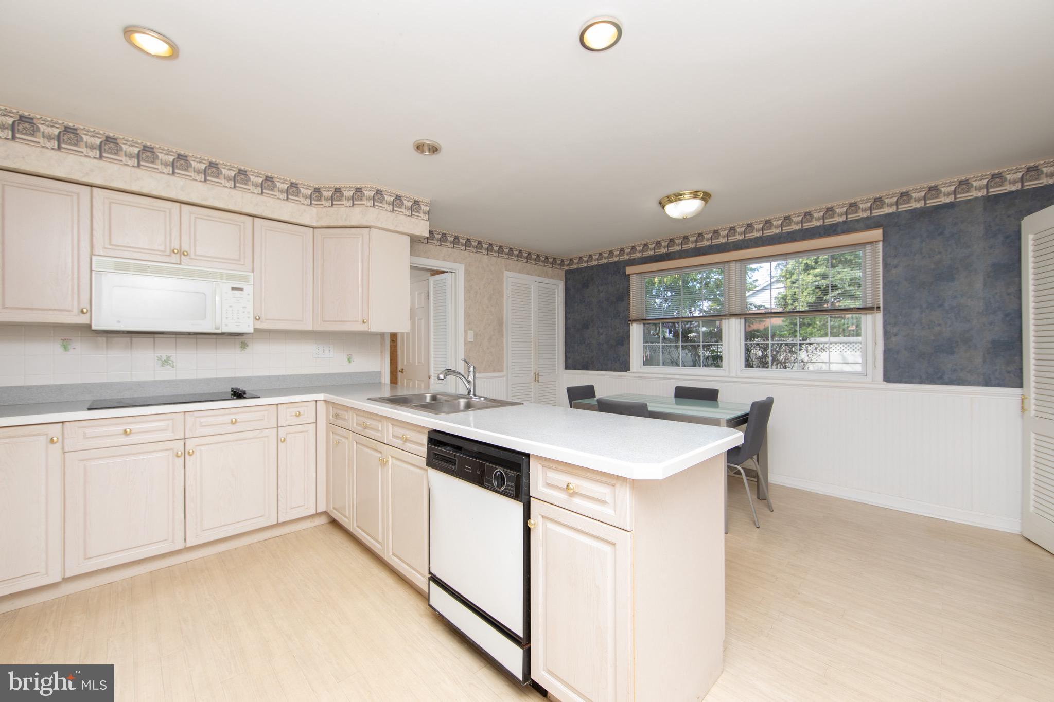 415 Cherry Hill Boulevard Cherry Hill, NJ 08002 - Photo 13 of 50 Kitchen