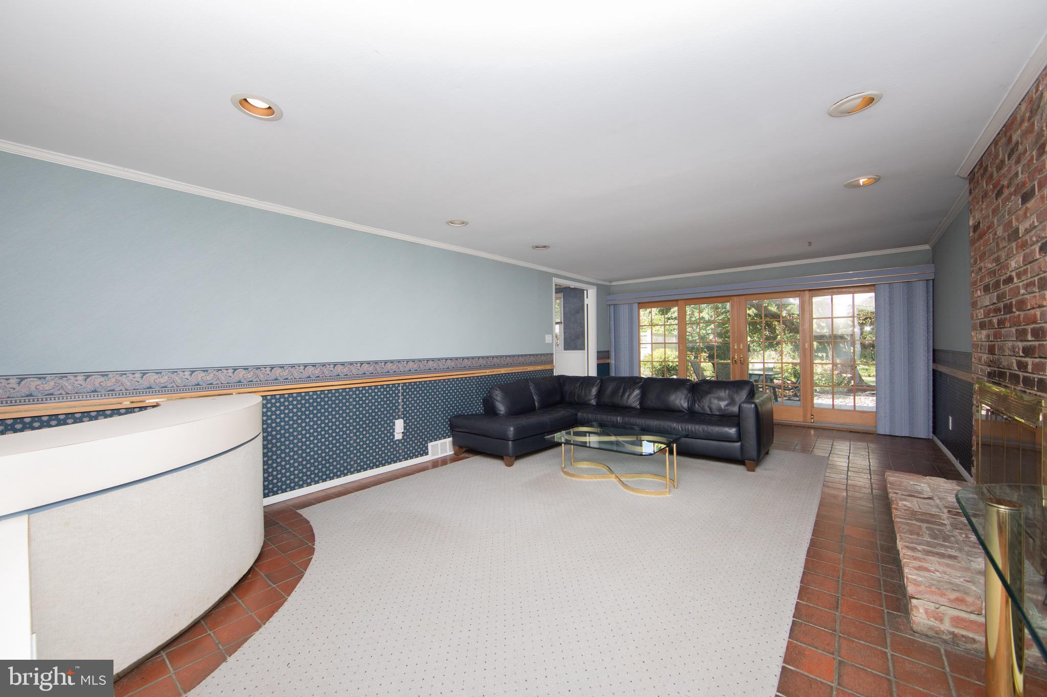 415 Cherry Hill Boulevard Cherry Hill, NJ 08002 - Photo 19 of 50 Family Room