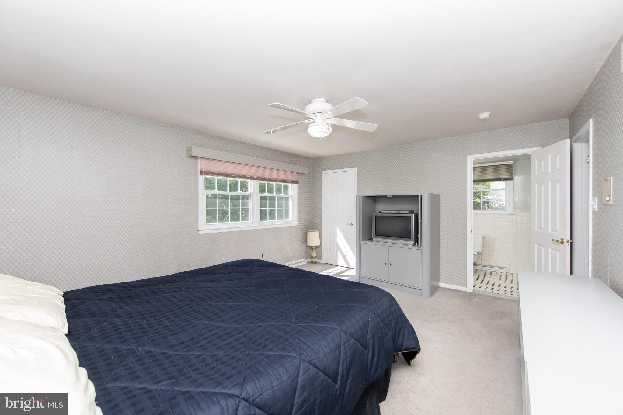 415 Cherry Hill Boulevard Cherry Hill, NJ 08002 - Photo 23 of 50 Primary Bedroom