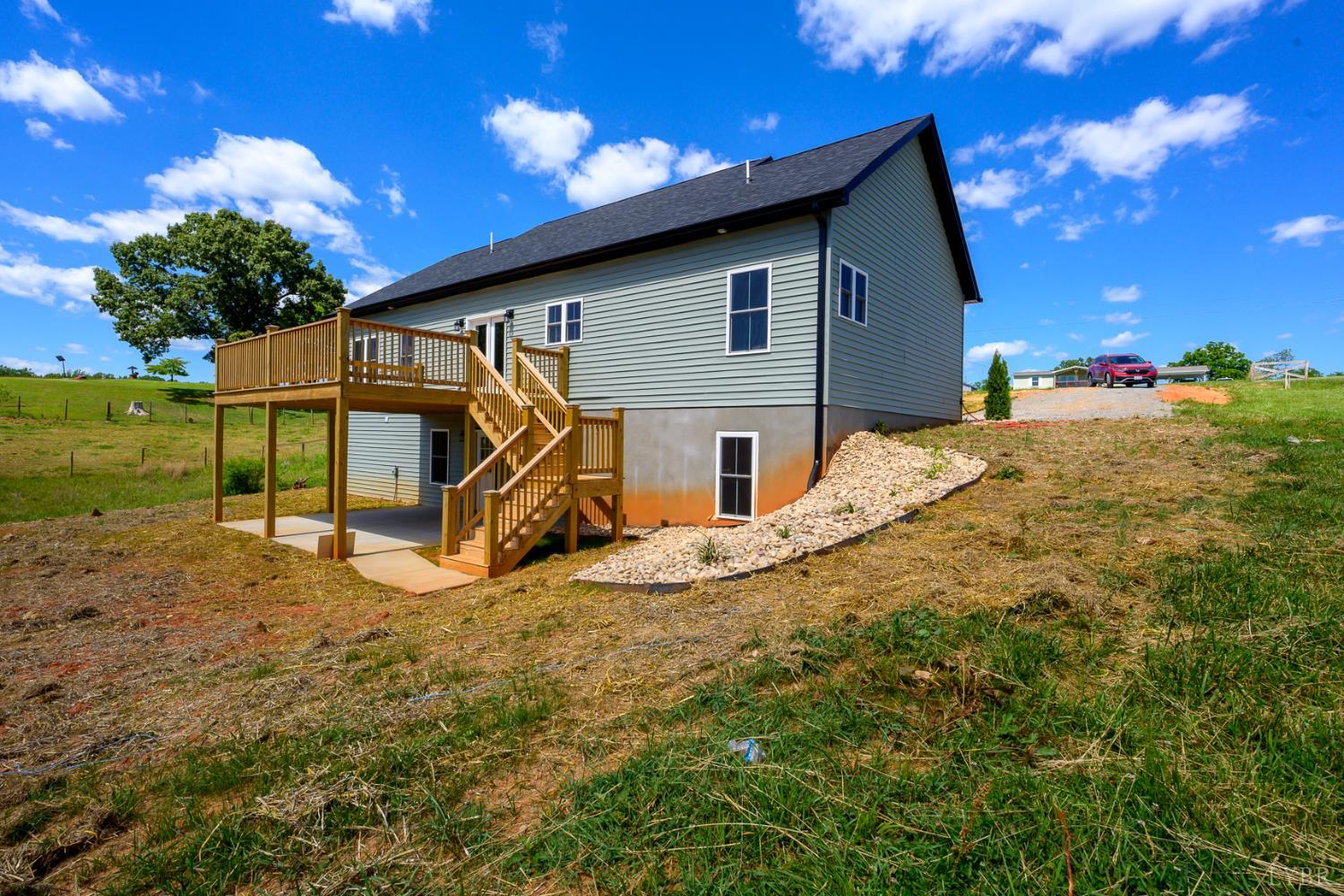 2249 Lipscomb Road Moneta, VA 24121 - Photo 43 of 60