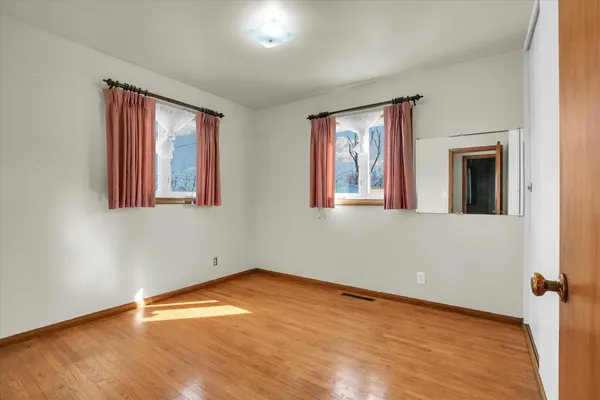$135,000 | 9 Glenview Drive, Decatur, IL 62521
