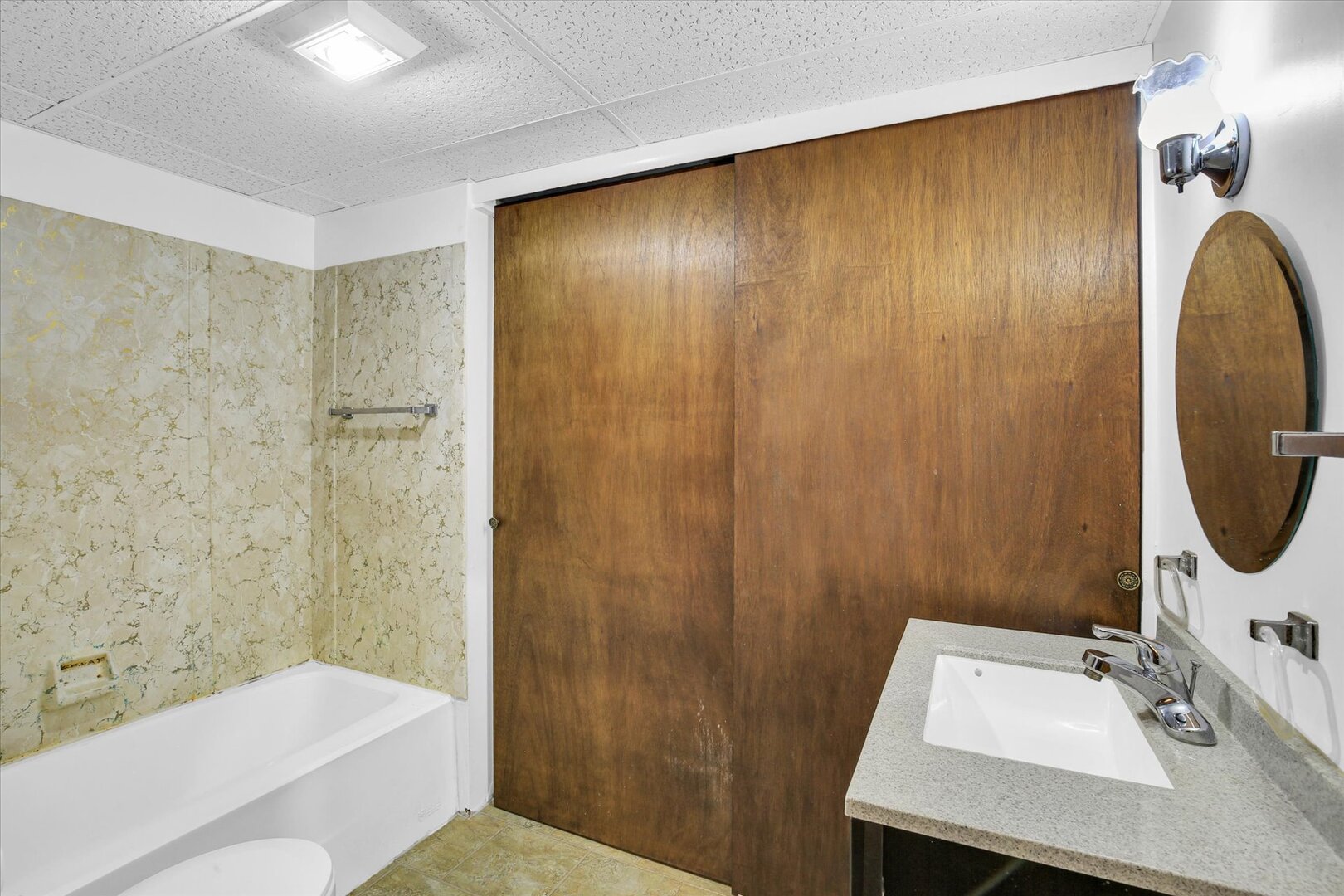 9 Glenview Drive Decatur, IL 62521 - Photo 18 of 31