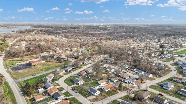$135,000 | 9 Glenview Drive, Decatur, IL 62521