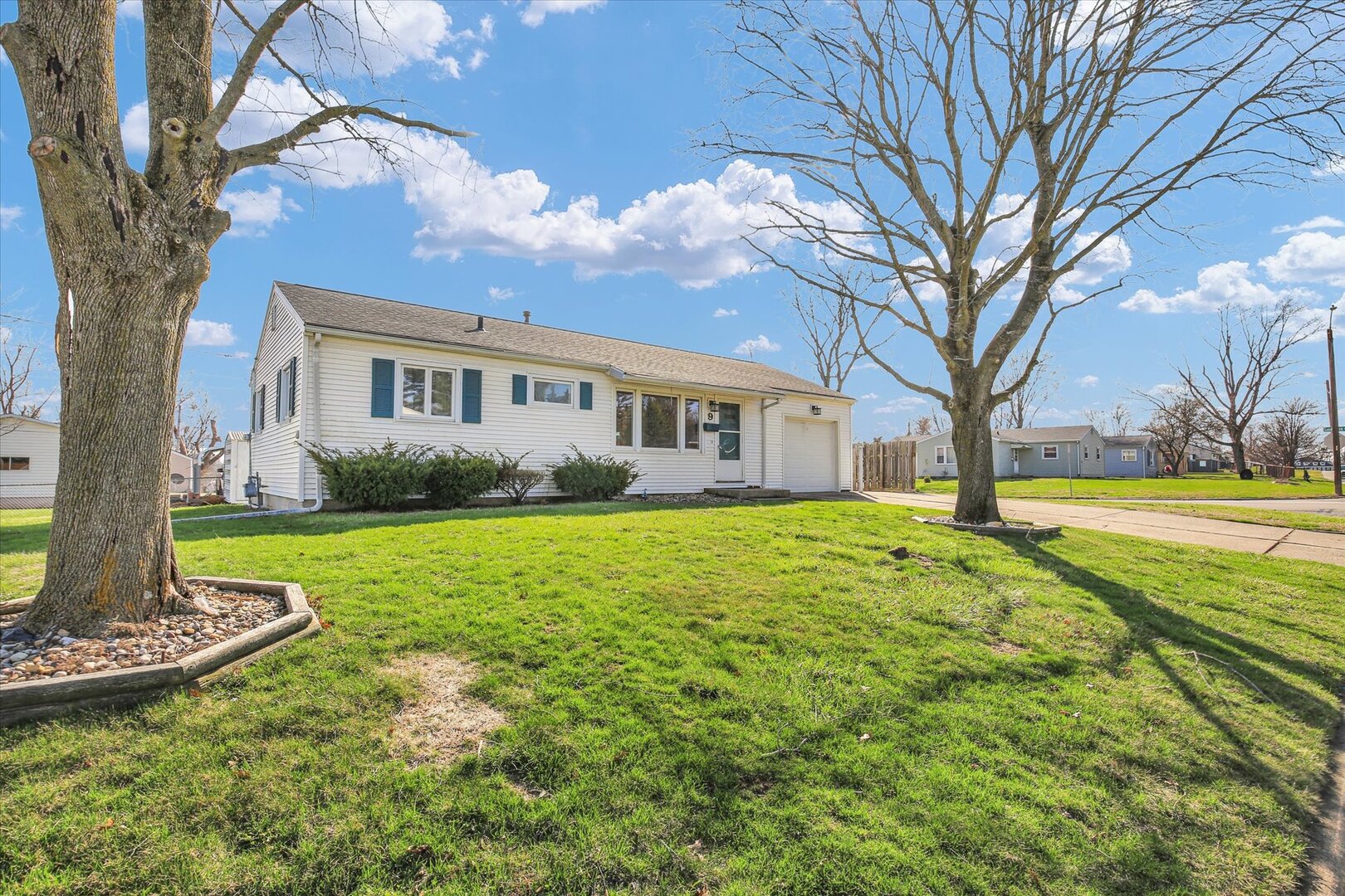 9 Glenview Drive Decatur, IL 62521 - Photo 27 of 31