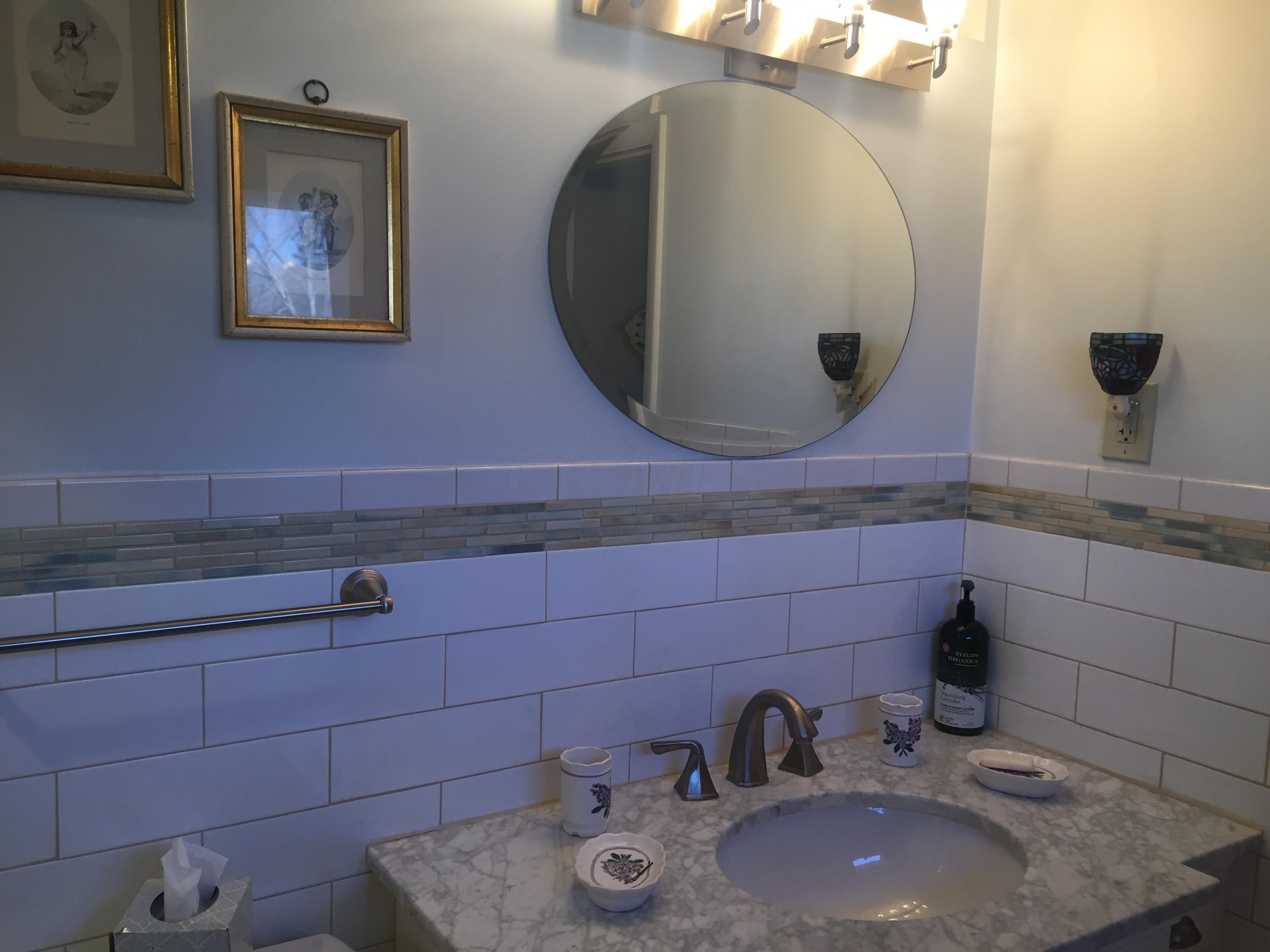 1300 Kingsgate Road Columbus, OH 43221 - Photo 26 of 42
