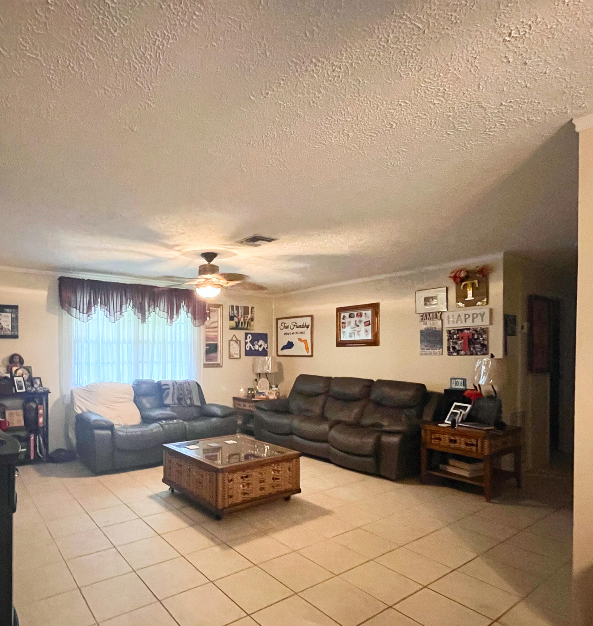 1095 Chobee Loop Okeechobee, FL 34974 - Photo 5 of 18 IMG_3630